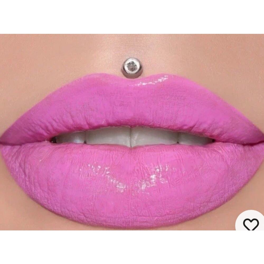 Jeffree star Supreme Gloss Full Pigment Lip Gloss (Lt Pnk Box) Queen Supreme